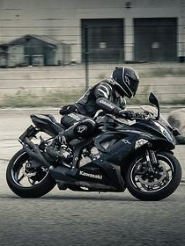 motorcycle-g219885f3b_640